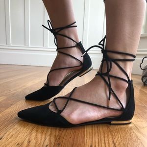 Black lace up flats with gold detail | size 8